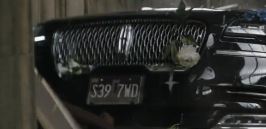 新蝙蝠侠片尾彩蛋小丑,蝙蝠侠谜语人彩蛋