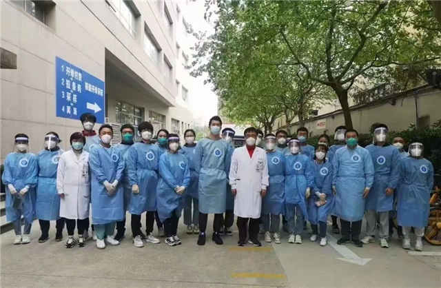 青春守“沪”｜瑞金“志愿者送药小分队”出发了！医学生变身“跑单王”