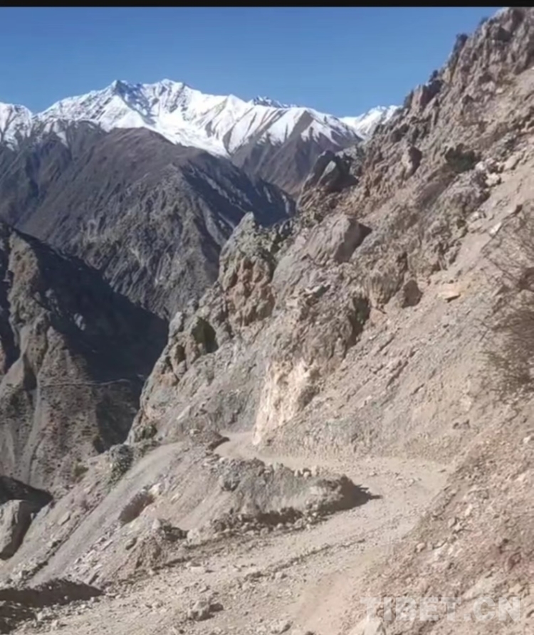 致敬高原上的守护者图片,致敬风雪路上守护者