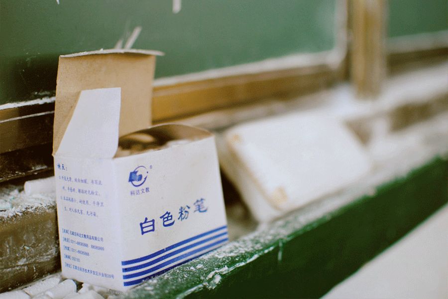 不是老歌好听只是回忆,不是老歌多好听而是我们不年轻