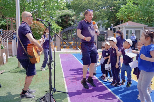 楂樿川閲忕殑鍥湰鏁欏鐮斾慨娲诲姩,浼樿川鍥湰璇剧▼