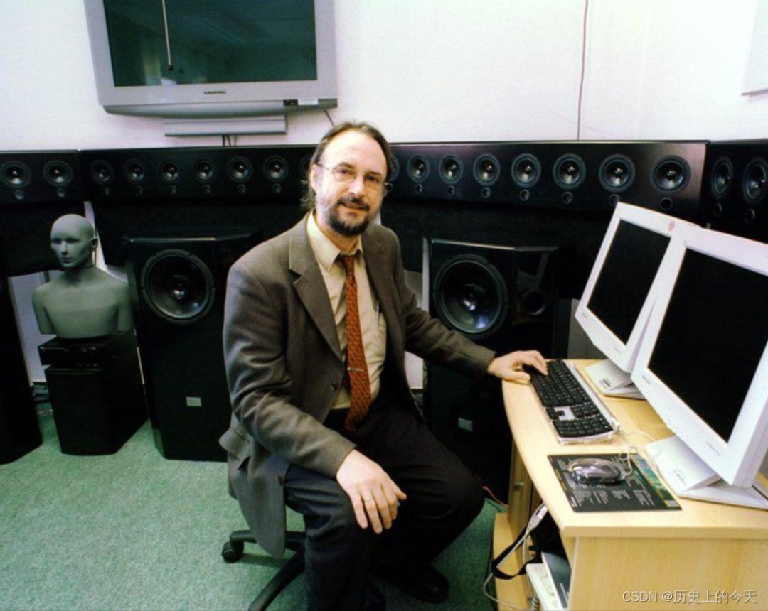 历史上的今天：MP3诞生日；系统动力学的开创者诞生；正面战胜IBM的计算机公司