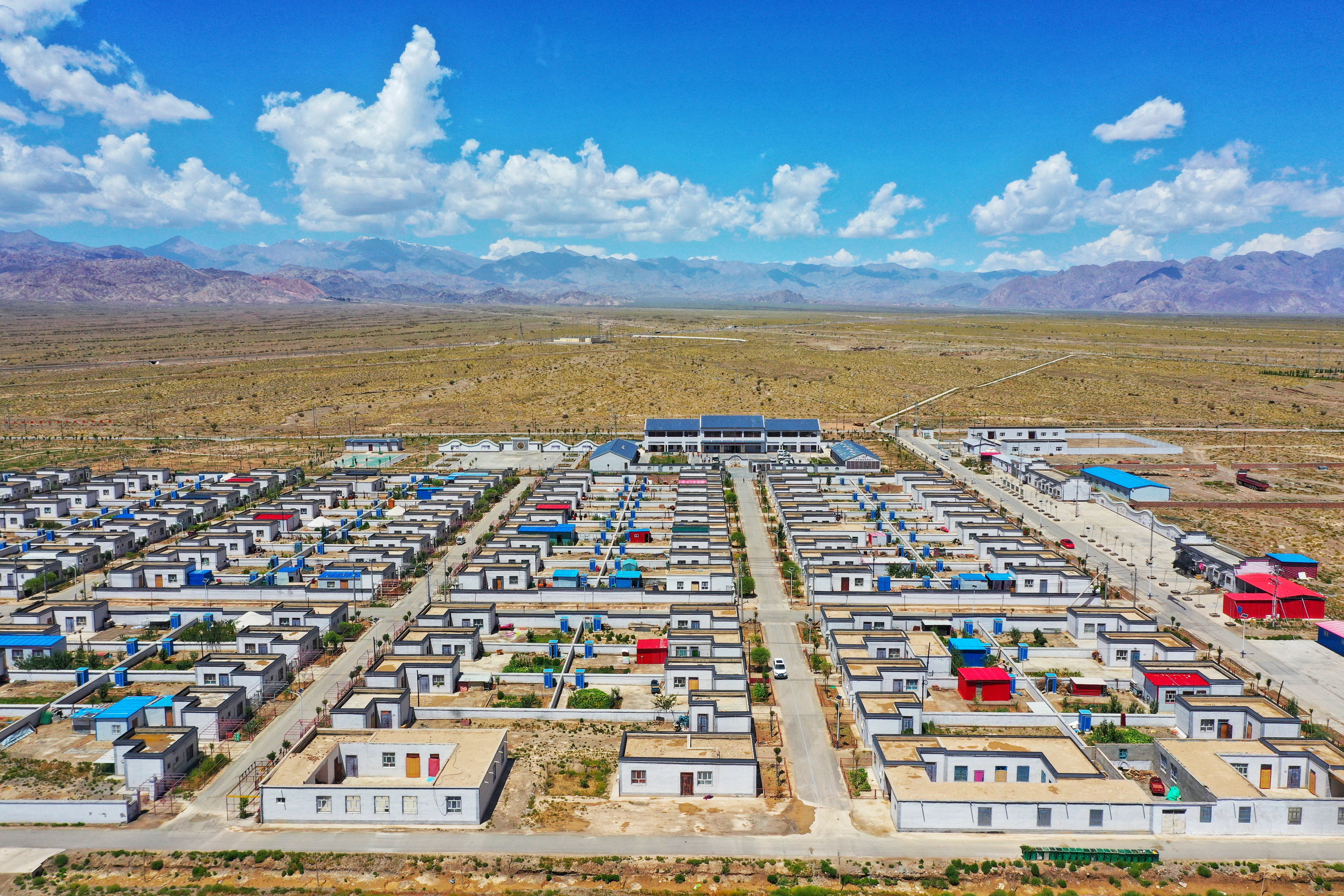 乡村变美了,乡村更美丽农民更幸福