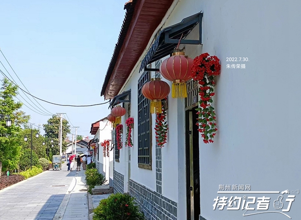 特约记者行,特约记者团