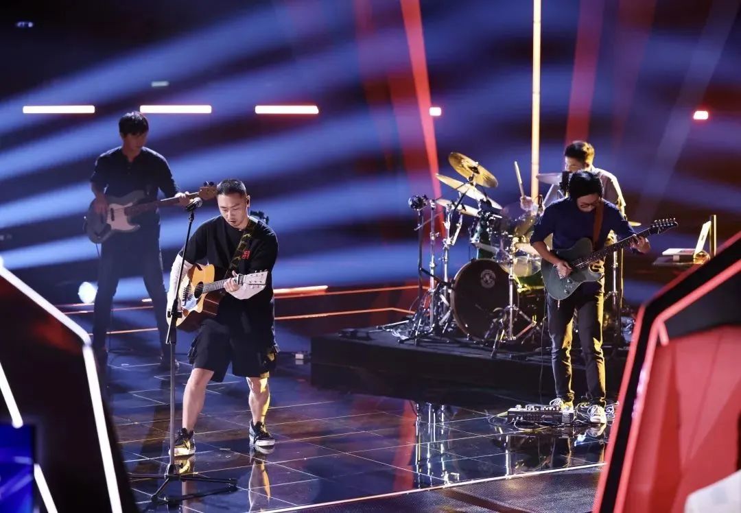 梁静茹中国好声音进度,中国好声音梁静茹是哪一期