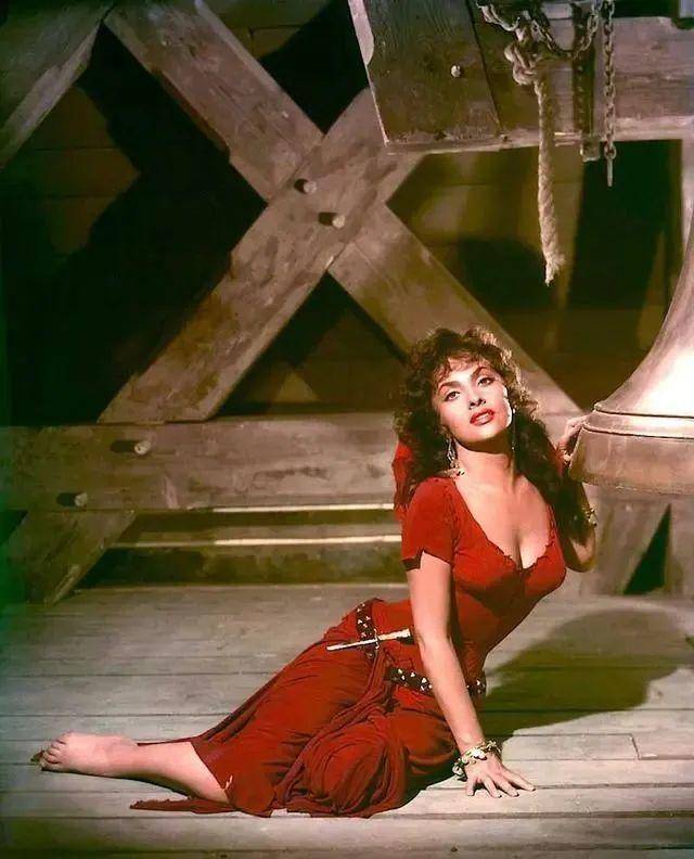 跟赫本争过角色的意大利“国宝级女神”，95岁要竞选议员