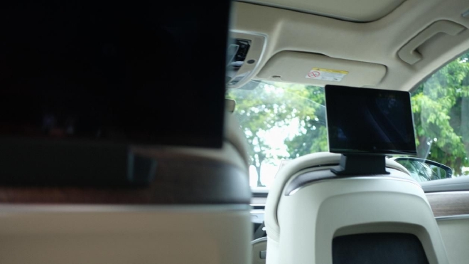 沉浸式体验奥迪a8l夜间试驾,奥迪a8l试驾弹射起步