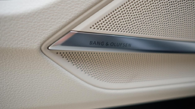 沉浸式体验奥迪a8l夜间试驾,奥迪a8l试驾弹射起步