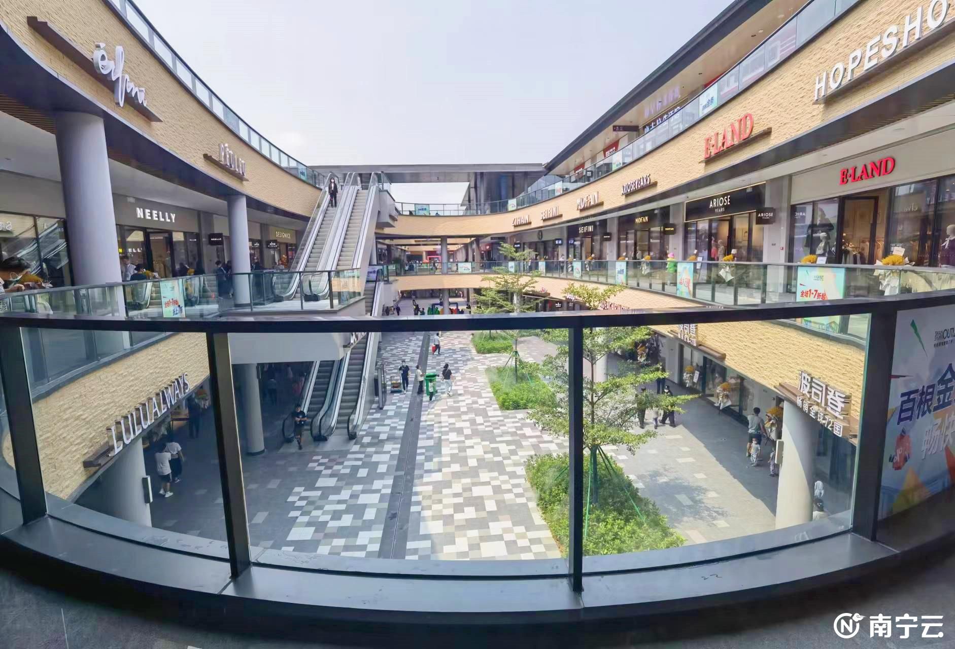 深圳沙井艺展中心跟杉杉奥特莱斯,深圳沙井杉杉奥特莱斯