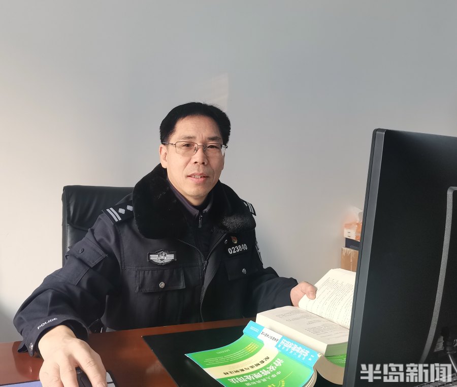 喜迎二十大，平安在身边丨文能教学授课接地气，武能实战砺精兵！看，警营园丁的别样风采