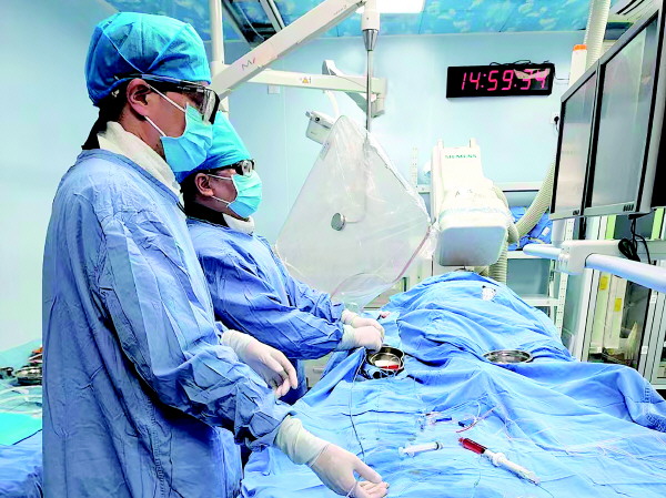 准分子激光冠脉消蚀术冠心病,桂林人民医院心脏中心二区