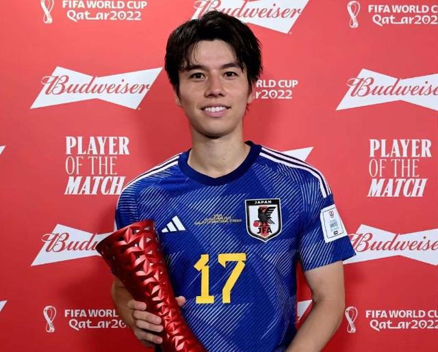 足球小将奇迹射门,足球小将奇迹出现曲线射门