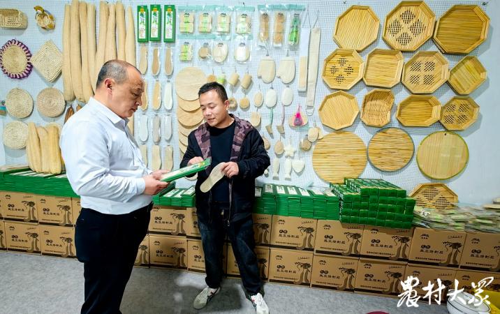 新丝路白玉丝瓜,丝瓜种植年收入8000万