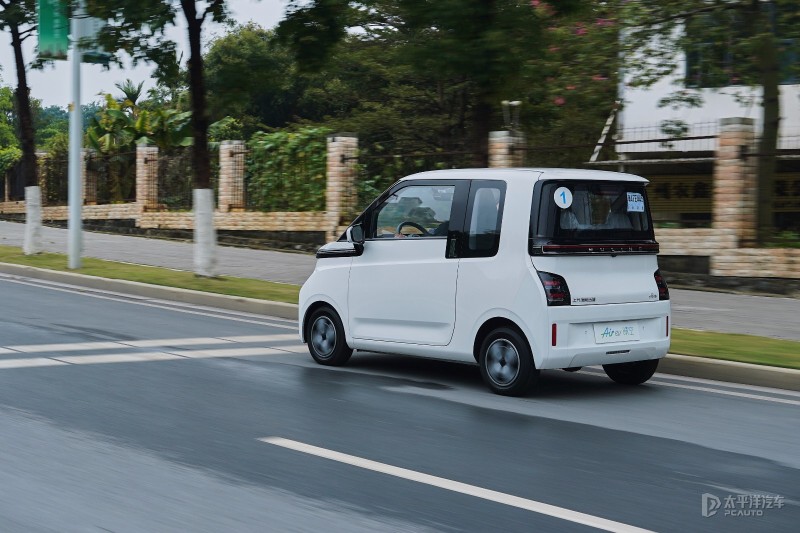 五菱汽车miniev试驾,五菱miniev120公里测试