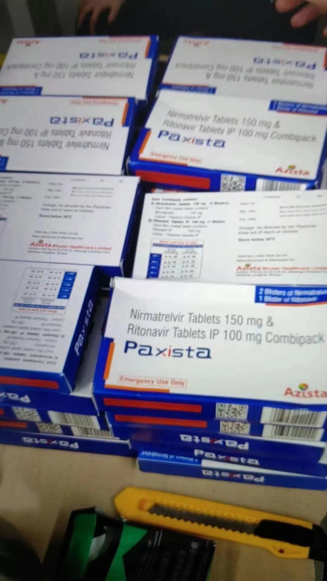 疯狂的Paxlovid：一药难求*市黑**炒至上万一瓶|聚焦