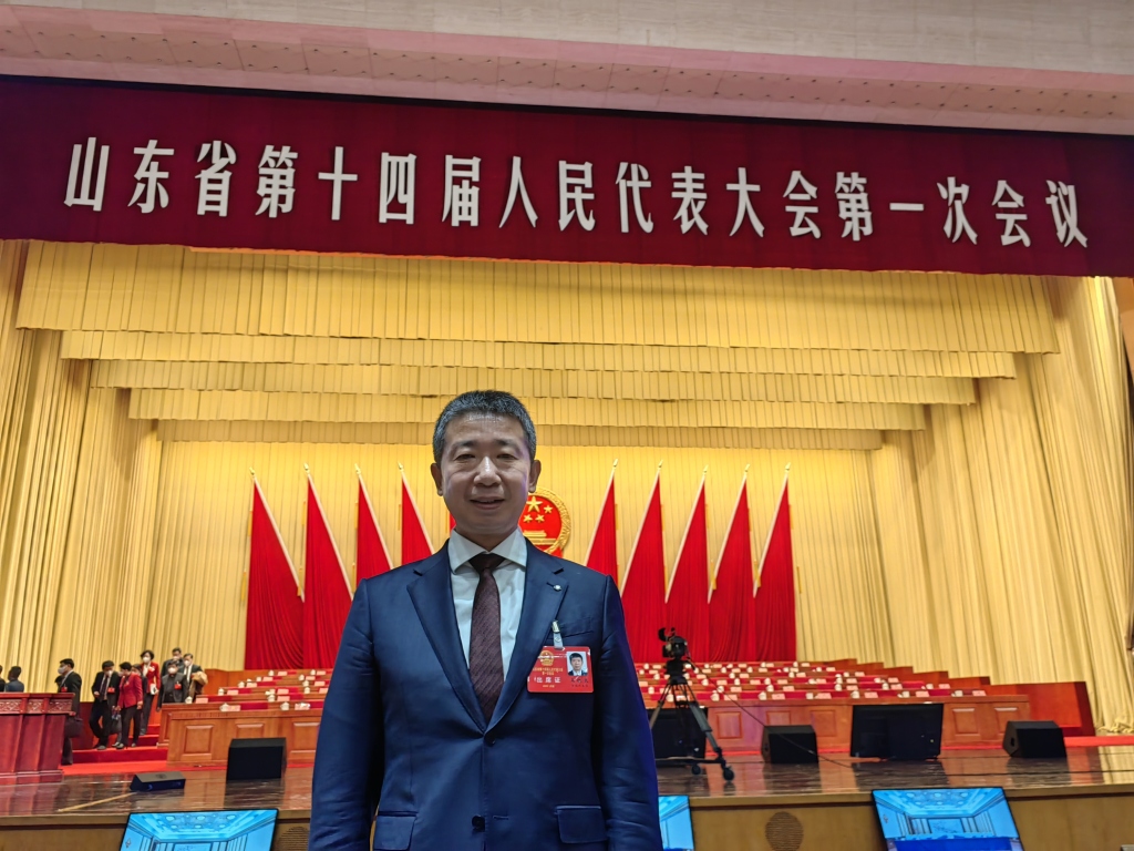 *会两**面对面丨强省建设青岛力量代表委员热议*会两**收获满满，团结实干奋进新征程