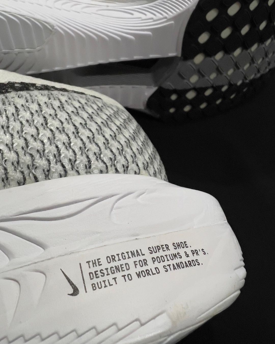 钻石nikeaj1,钻石鞋上的nike