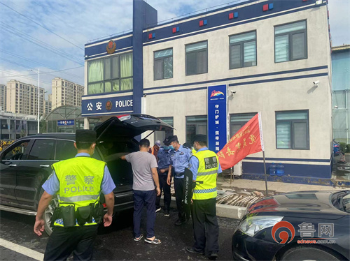 城阳疫情公安执勤视频,公安检查站战果累累