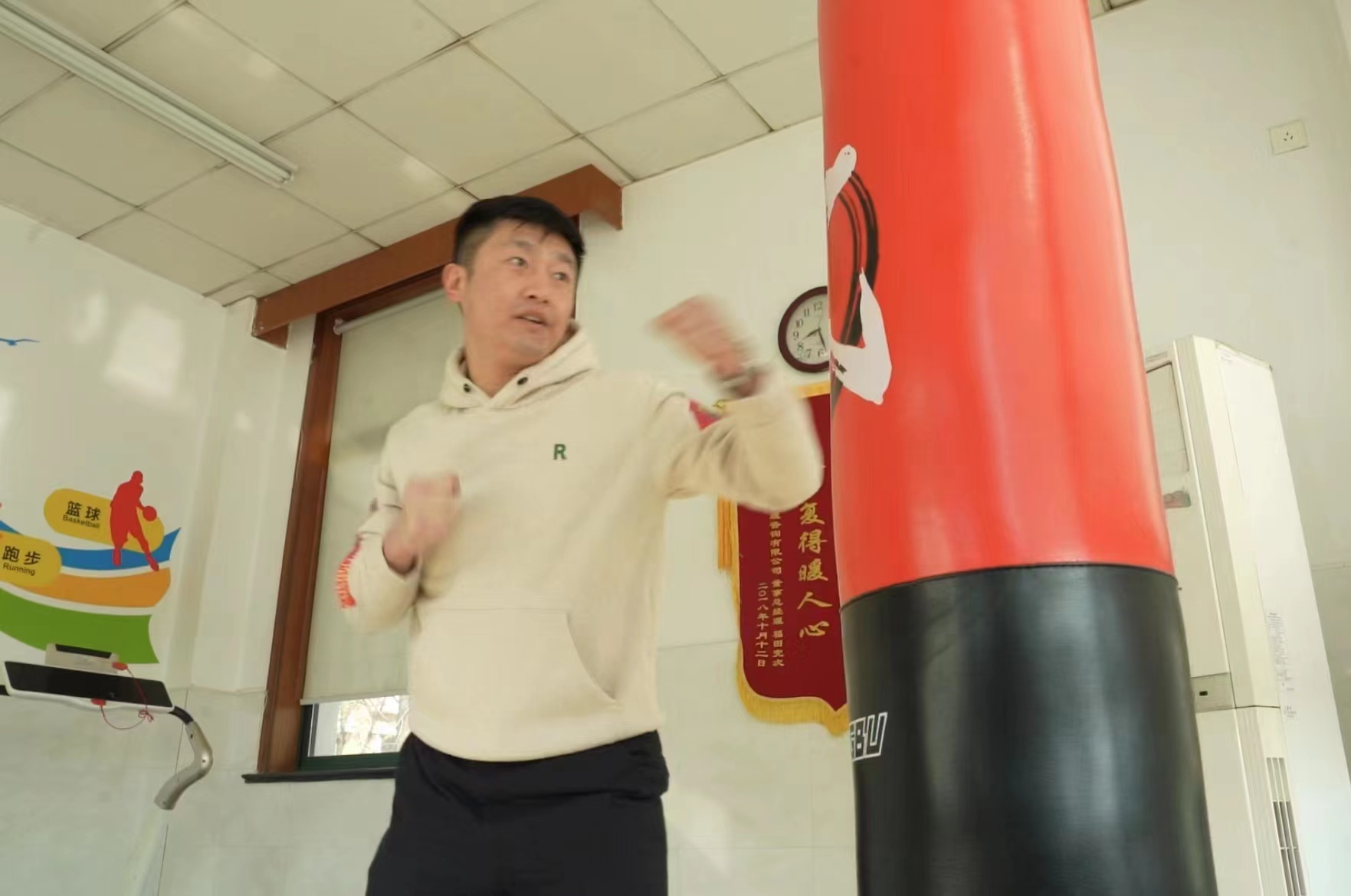 工会开展为企业纾困解难活动,工会为职工办实事多项举措暖人心