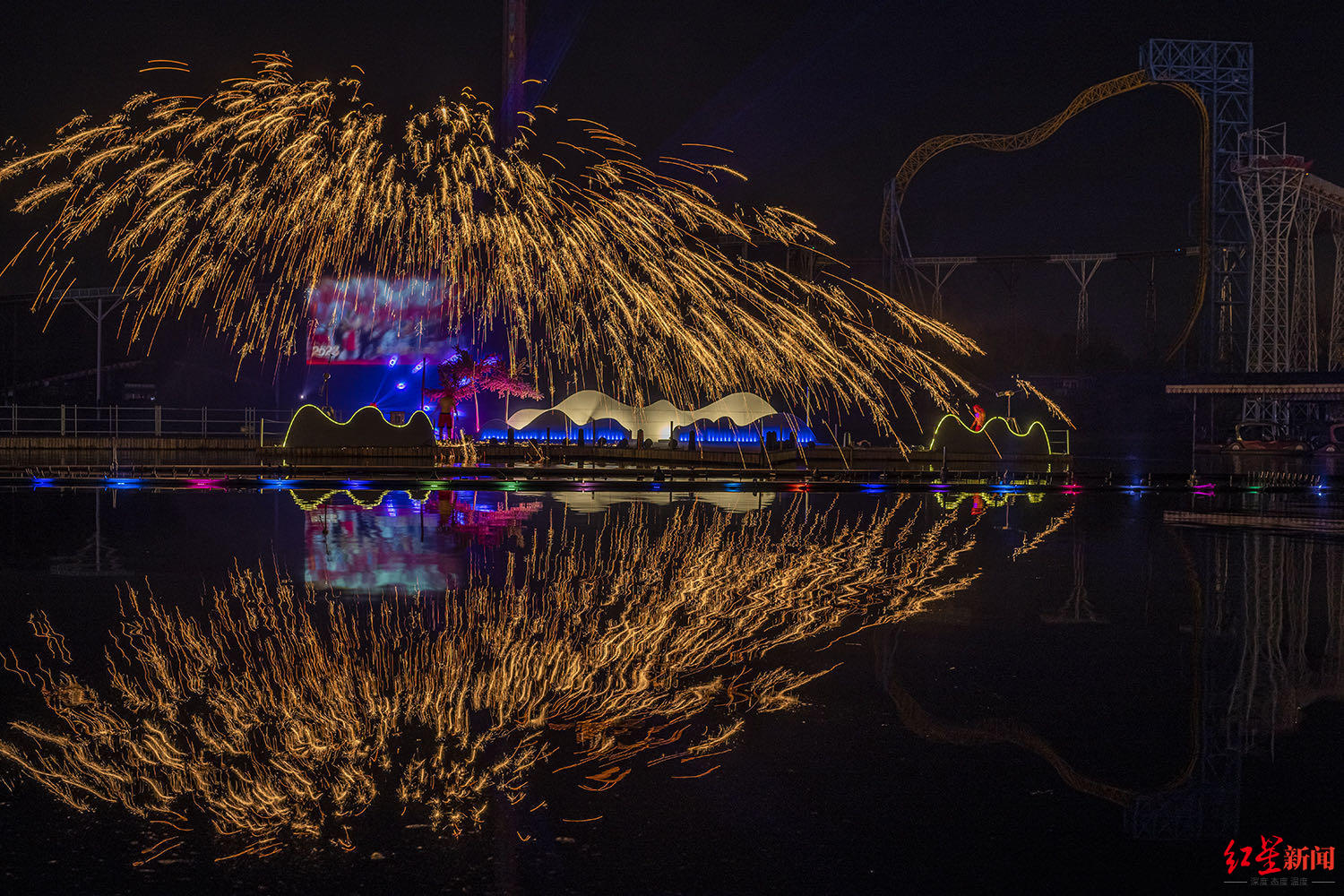 带火的舞龙表演,春节大型舞龙灯