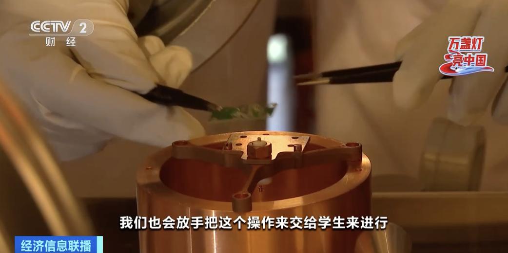 宇宙观察室探索宇宙奥秘,科学探索宇宙最深的洞