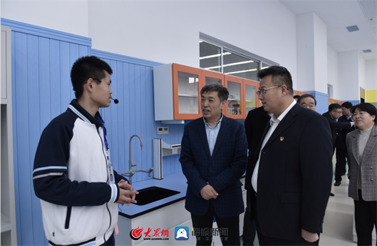 教育部到潍坊考察,教育部基础教育司接受采访