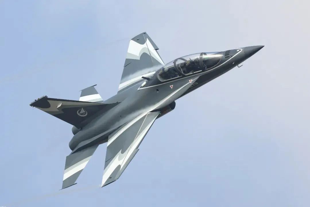 17岁的“猎鹰”，正飞向更广阔的天空