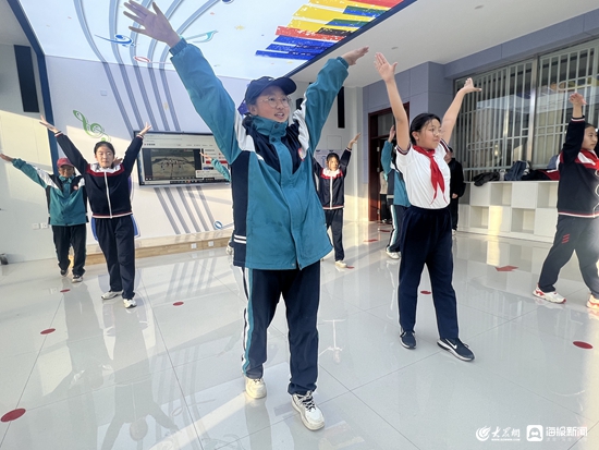 *藏西**昂仁中学师生赴淄博市张店区重庆路中学（八中北校）研学交流