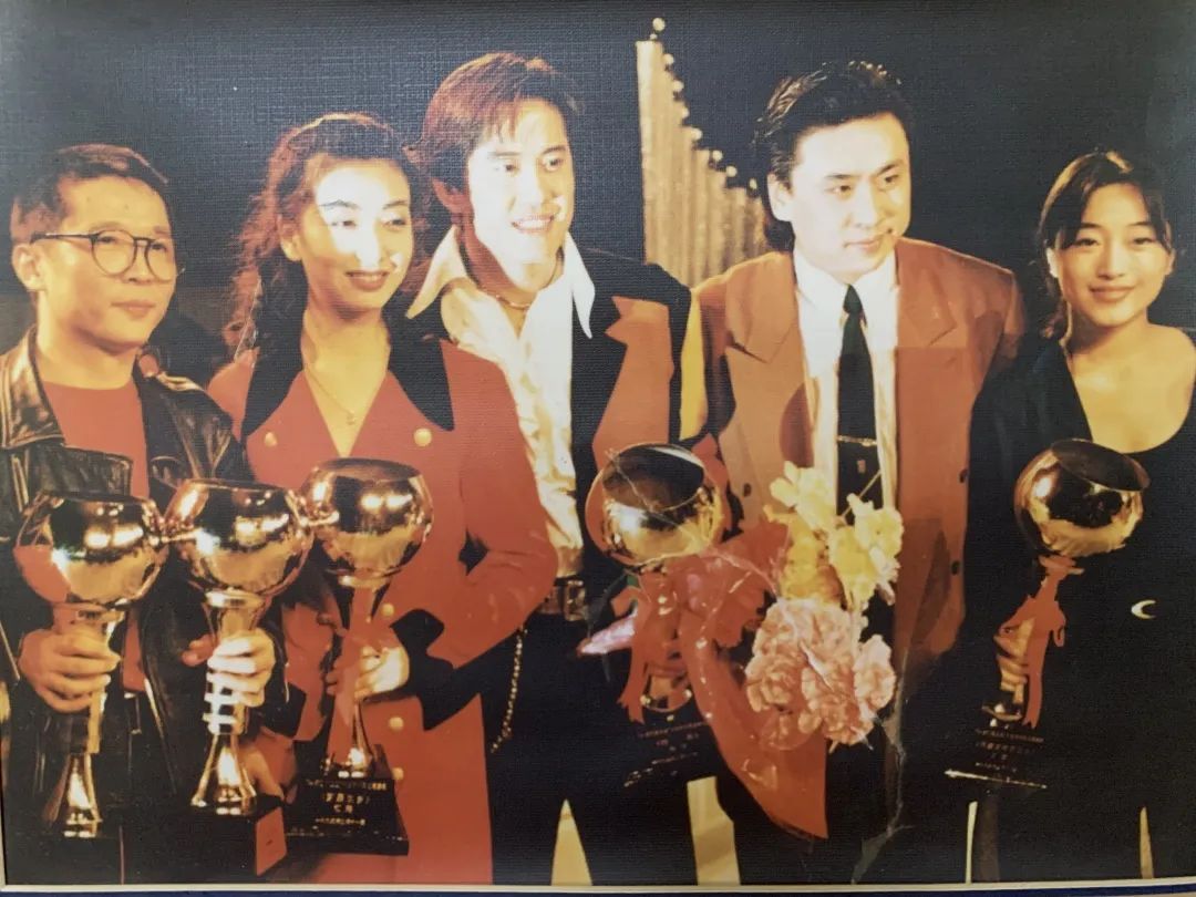 杈藉畞缁忓吀闊充箰骞挎挱fm95.9,杈藉畞缁忓吀闊充箰骞挎挱30鍛ㄥ勾