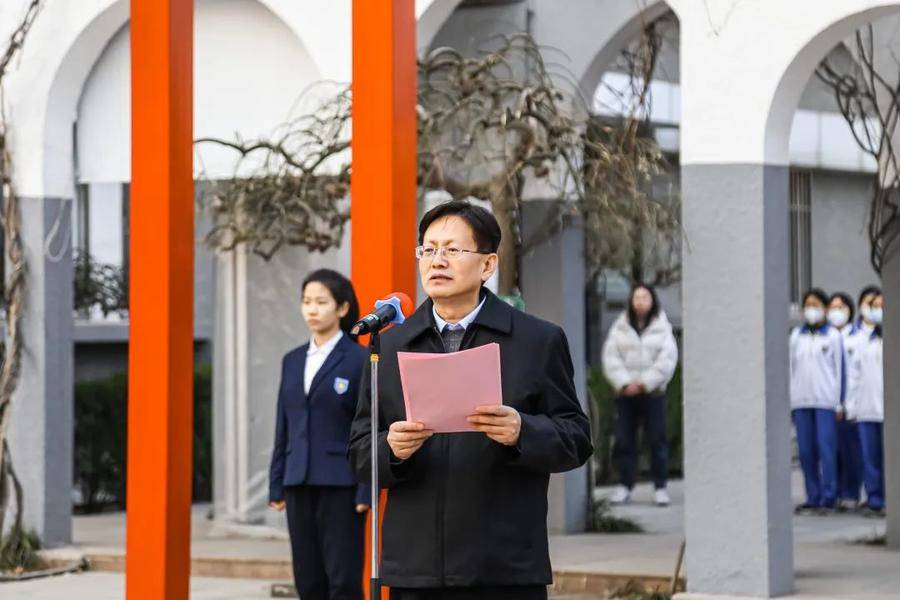 山师教育集团苗禾鸣电话,苗禾鸣中华经典诗文