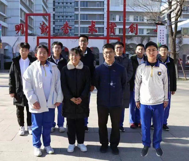 山师教育集团苗禾鸣电话,苗禾鸣中华经典诗文