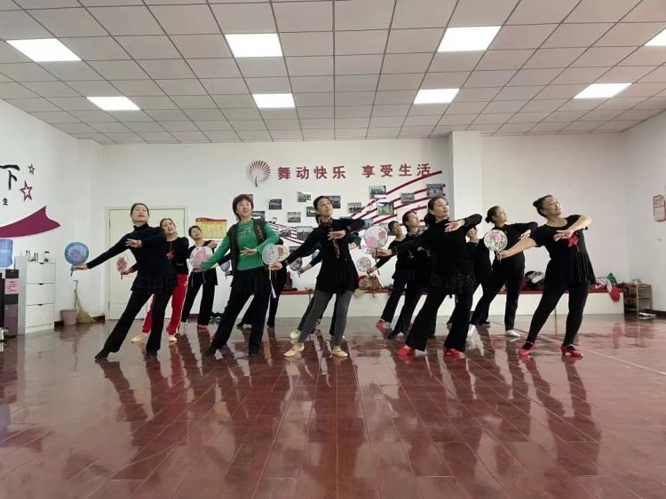 高新创城四宝山答卷之文明应用题