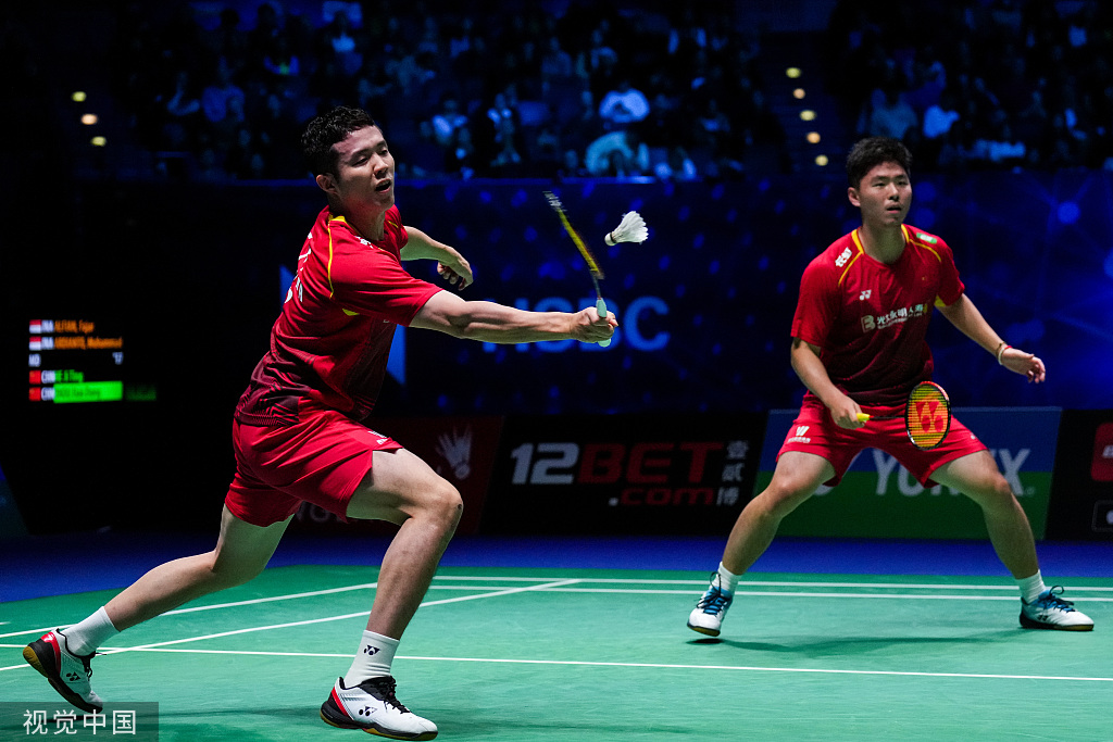 曼联2-0埃弗顿央视,体坛联播