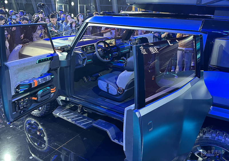 捷途T-3概念车于2023捷途之夜亮相，并发布全新昆仑平台