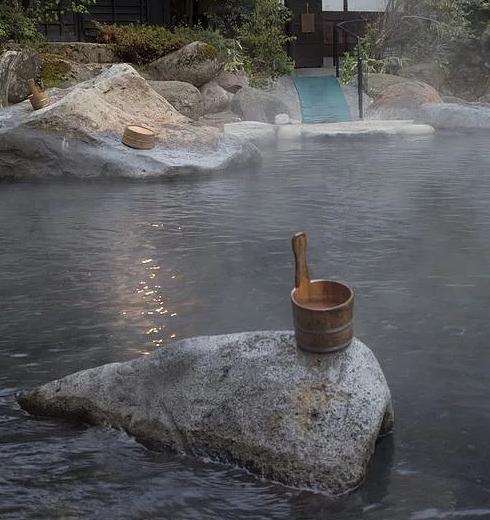 泡脚按摩桶是不是智商税,保温泡脚桶折叠便携是智商税么