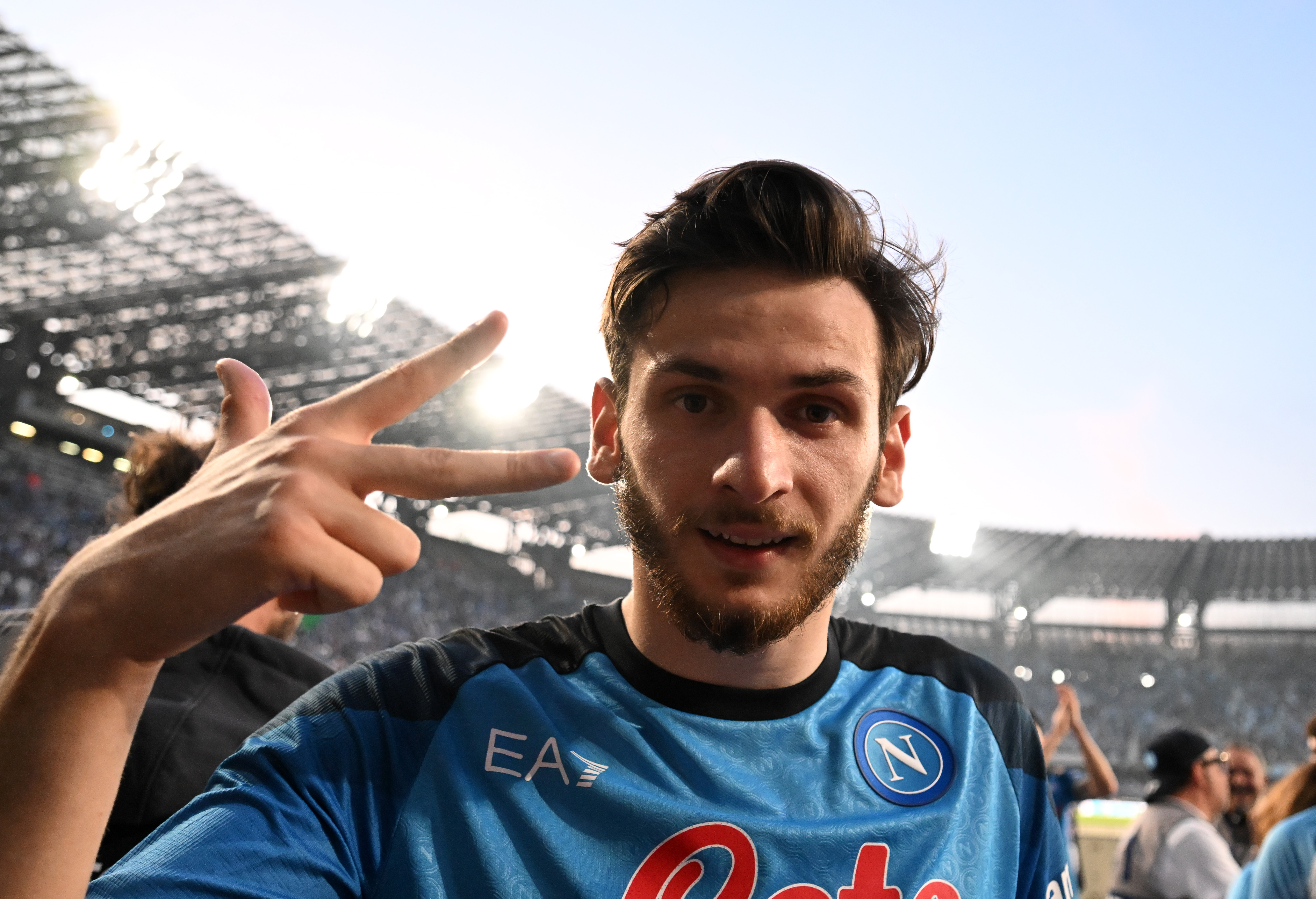 体育足球意甲罗马胜萨勒尼塔纳,体育足球欧冠