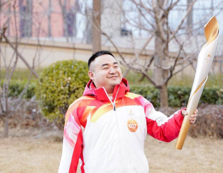 汶川地震可乐男孩薛枭现状,汶川地震薛枭