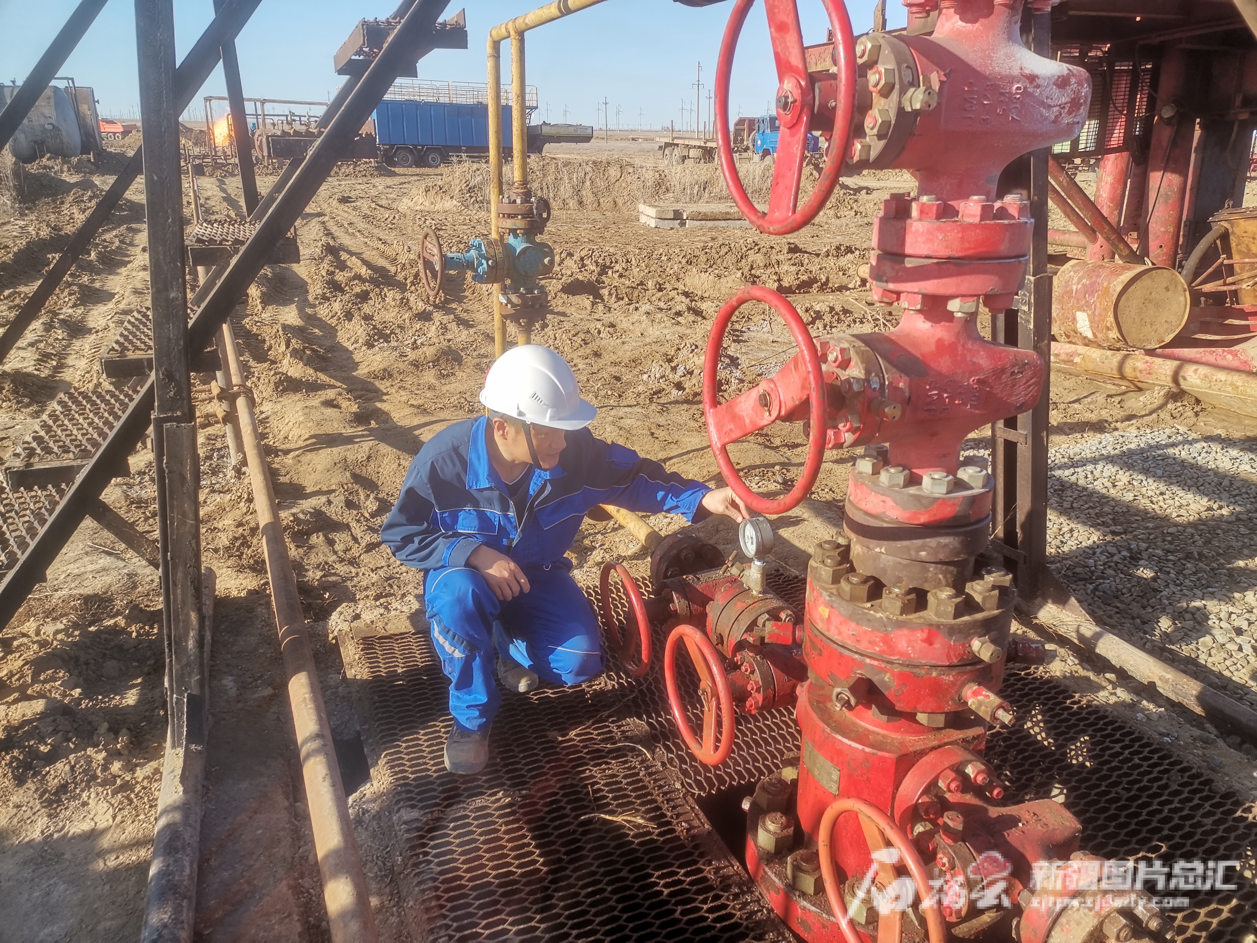 中亚峰会成果,中国中亚峰会成果清单260亿元