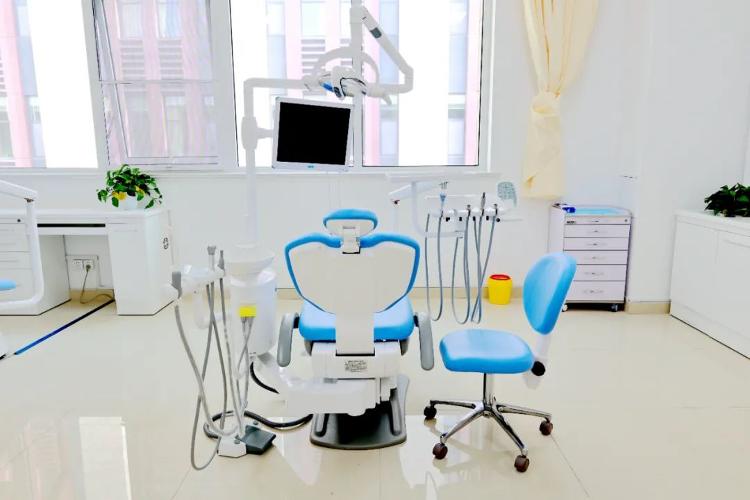 滨州医学院附属口腔医院,滨州医学院附属医院口腔科科主任