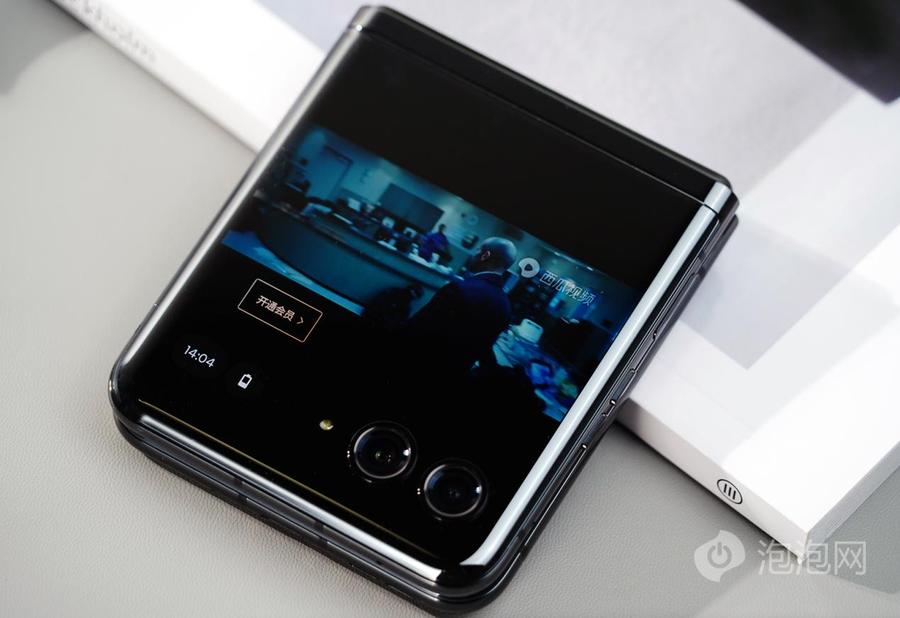 motorazr40ultra折叠屏测试,motorazr40ultra双卡测评