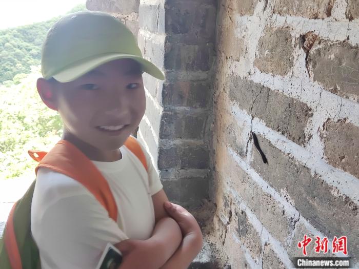 特写：一道彩虹下的40名藏族孩子北京行