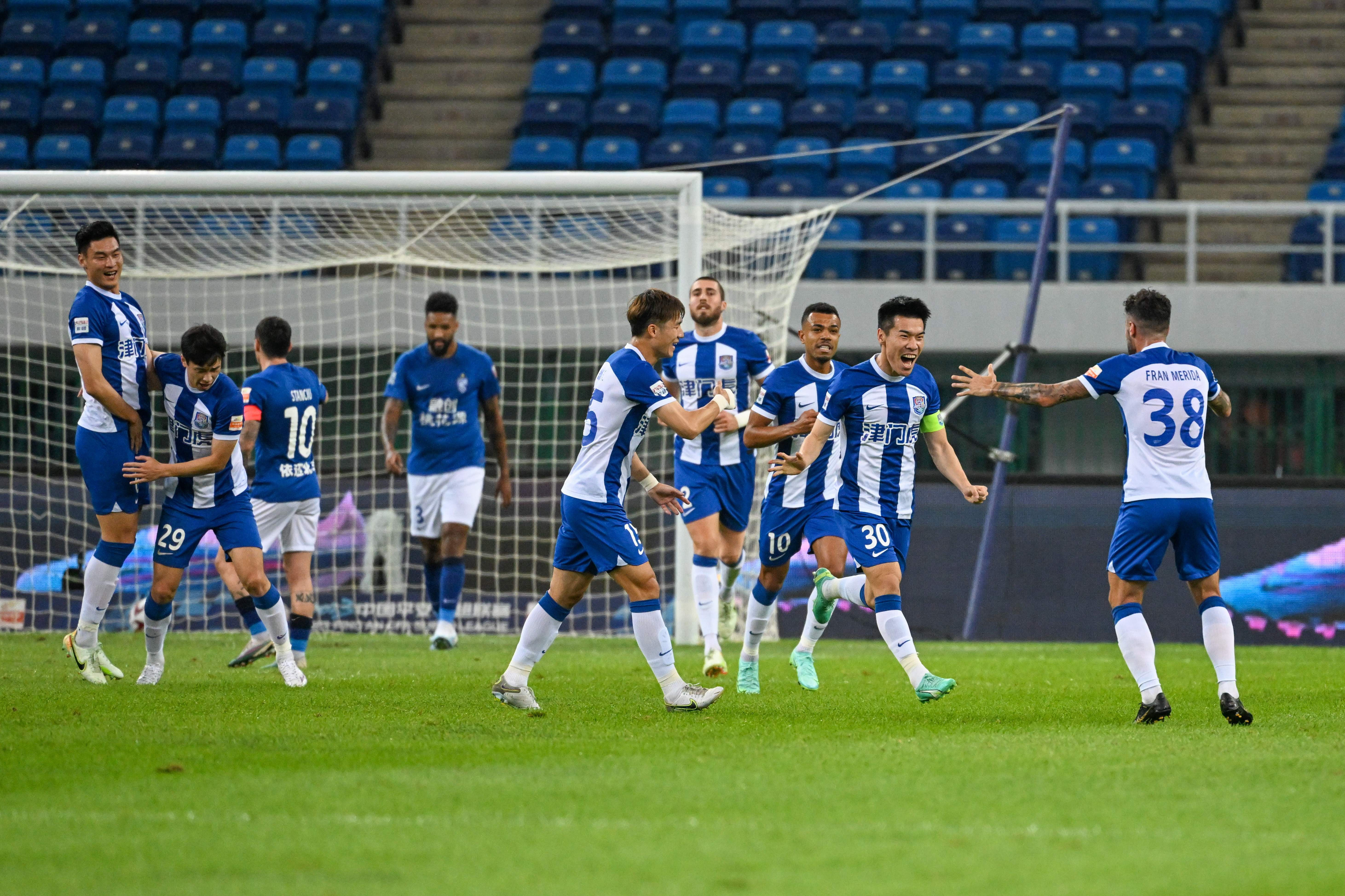 中超武汉三镇天津比赛直播,中超天津津门虎1-2武汉三镇