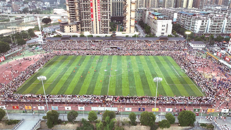 画里有话更出彩,画里有话的含义