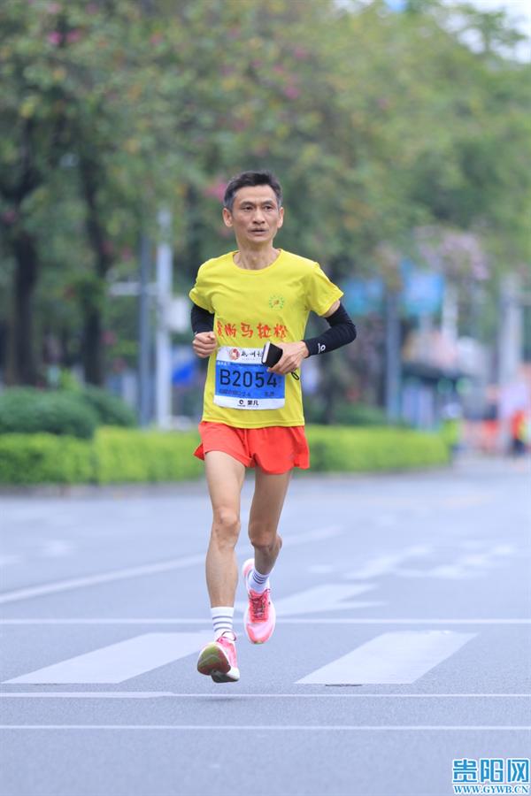 跑马拉松全程的感受是什么样子的,新手跑马拉松的真实感受