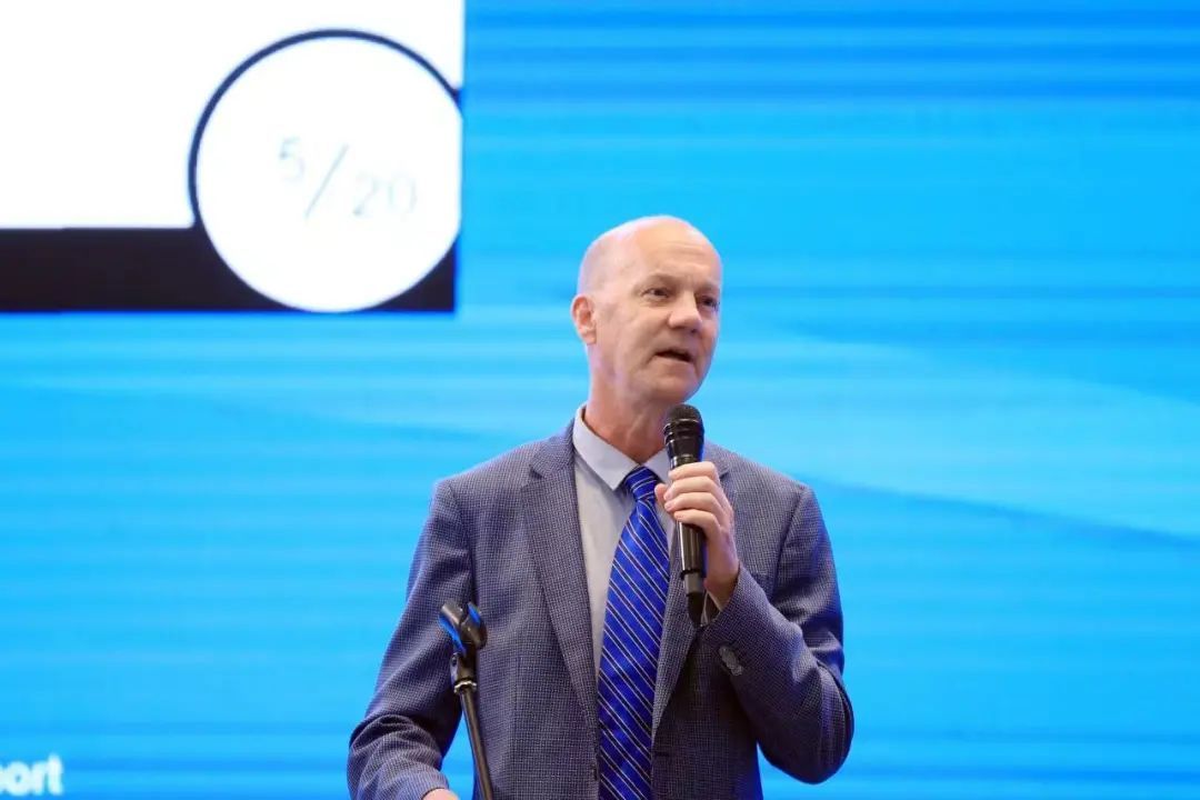 陆家嘴金融论坛举办时间,首届陆家嘴金融论坛