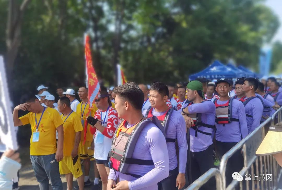 黄冈龙舟赛震撼视频,龙舟比赛激情澎湃广东
