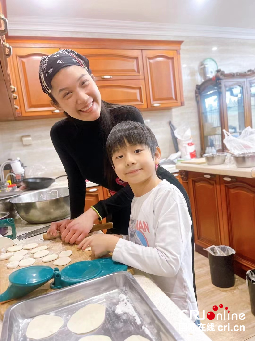 （遇见中国）泰国餐厅老板娘雪莉：美食是一座桥梁连接着泰中人民