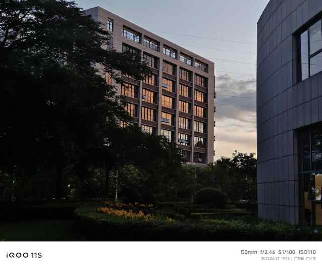 iqoo11s属于高端旗舰机吗,iqoo11s是旗舰吗