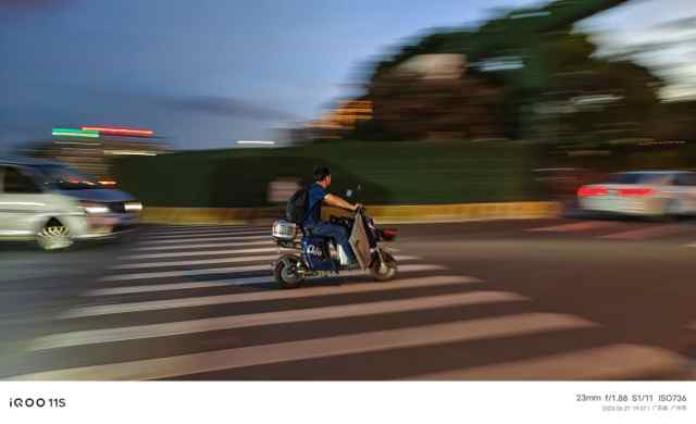 iqoo11s属于高端旗舰机吗,iqoo11s是旗舰吗