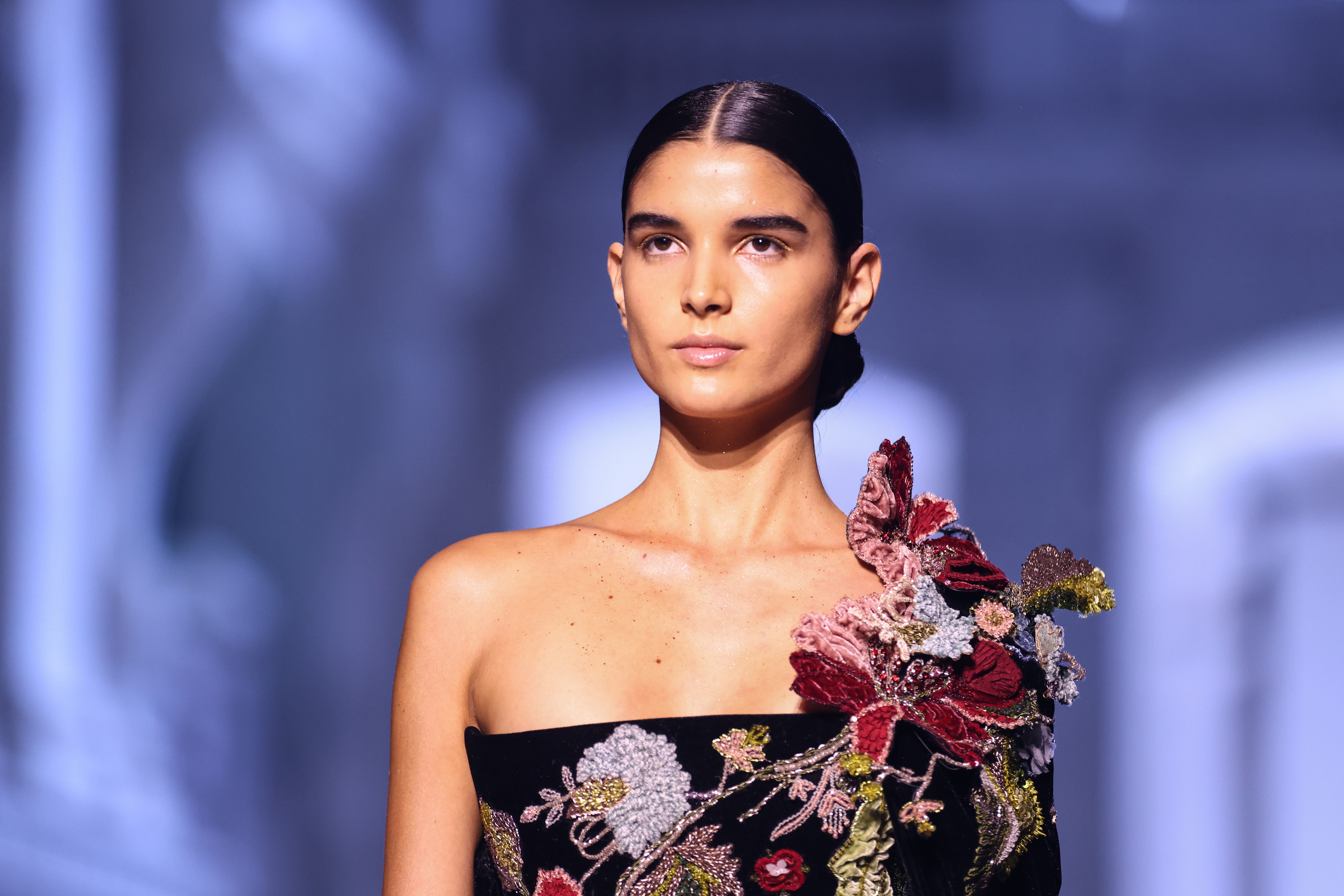时装秀eliesaab2019秋,巴黎时装周eliesaab2018